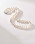 Women's Natural Freshwater Pearl Necklace – S925 Silver Clasp Bun and Flat Bead Design