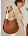 Damen PU-Leder Sattel-Schultertasche – Runde Retro Umhängetasche mit mehreren Fächern