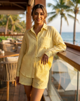 Damen Tencel Zweiteiler – Weiches Lyocell Hemd & Shorts Outfit mit geometrischem Print, atmungsaktivem Stoff & lässig-elegantem Stil