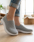 Chaussures à enfiler en maille respirante pour femme – Baskets confortables et légères avec semelle antidérapante, amorti doux et faciles à porter au quotidien