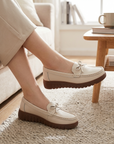 Damen Slip-On Loafer mit Lochmuster – Atmungsaktive, perforierte Flats mit weicher Innensohle, leichtem Komfort und lässigem Alltagsstil