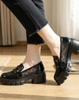Atmungsaktive Slip-On-Loafer mit Plateauabsatz
