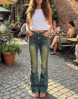 Damen Retro Schlagjeans mit Stickerei – High-Waist Stretch-Denimhose mit Vintage Blue Wash & schmalem ausgestelltem Bein