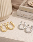 Damen Ohrringe mit unregelmäßiger geometrischer Form – Minimalistische, galvanisierte Legierungs-Statement-Ohrringe, Gold & Silber