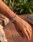 Armband für Damen mit natürlichen Schweizer Blautopasen – handgefertigter, verstellbarer Edelsteinschmuck aus 925er Sterlingsilber