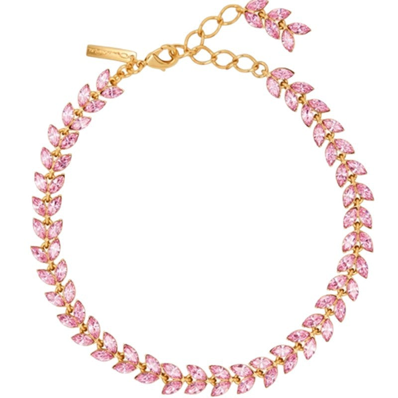 Women’s Crystal Leaf Necklace – Elegant Adjustable Chain with Vintage-Inspired Design &amp; Sparkling Statement Pendant