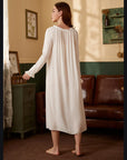 Chemise de Nuit en Coton à Manches Longues pour Femme – Robe de Nuit Douce et Respirante avec Col Rond, Ourlet à Volants et Style Princesse Élégant