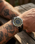 Herren 47mm Quarzuhr mit großem Zifferblatt – 200M wasserdicht, Echtlederarmband, Mineralglas