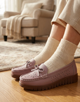 Damen Slip-On Loafer mit Lochmuster – Atmungsaktive, perforierte Flats mit weicher Innensohle, leichtem Komfort und lässigem Alltagsstil