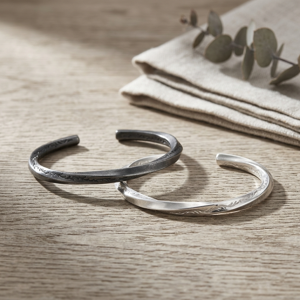 Wikingerarmband für Herren – Silberschmuck im kühnen nordischen Stil