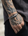Wikingerarmband für Herren – Silberschmuck im kühnen nordischen Stil