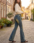 Women's Retro Embroidered Flare Jeans – High Waist Stretch Denim Pants with Vintage Blue Wash & Slim Flared Leg Design
