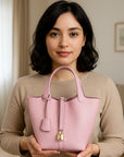 Damenhandtasche aus echtem Leder – Urban Cylinder Bag aus erstklassigem Rindsleder