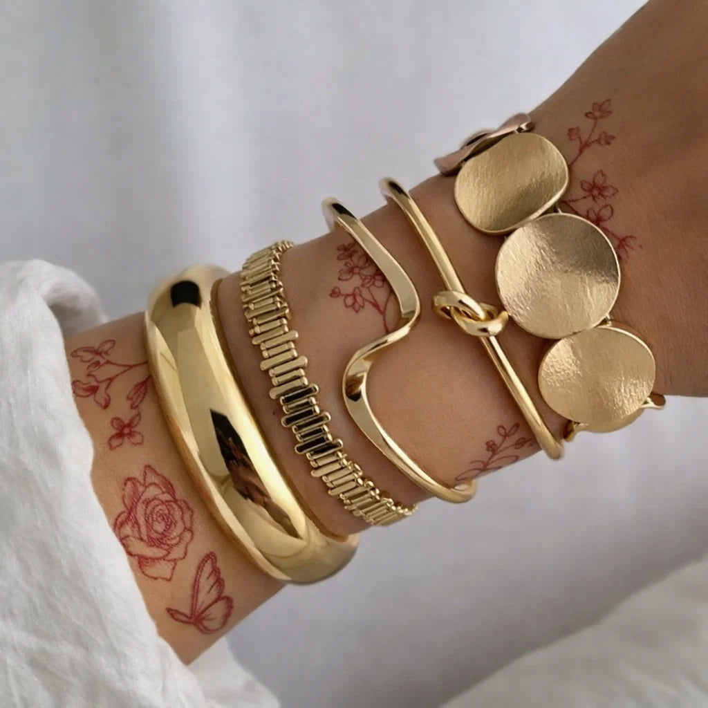 Women's Minimalist Bracelet Set – 5-Piece Wavy Knot Geometric Circle and Open Bangle Layering Set