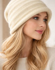 Damen Beanie aus 100 % Kaschmir mit Ohrenschutz – gestrickte Wintermütze
