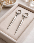 Gotische spitz zulaufende Ohrringe für Damen – silber-galvanisierte Legierung, geometrischer Punk-Stil, französische Schnalle